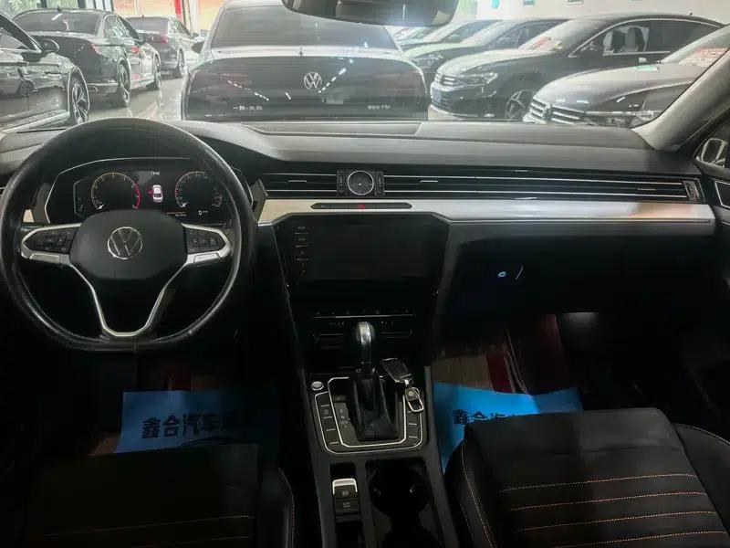 Volkswagen Passat 2021 330TSI DSG 30th Anniversary Edition — миниатюра 8