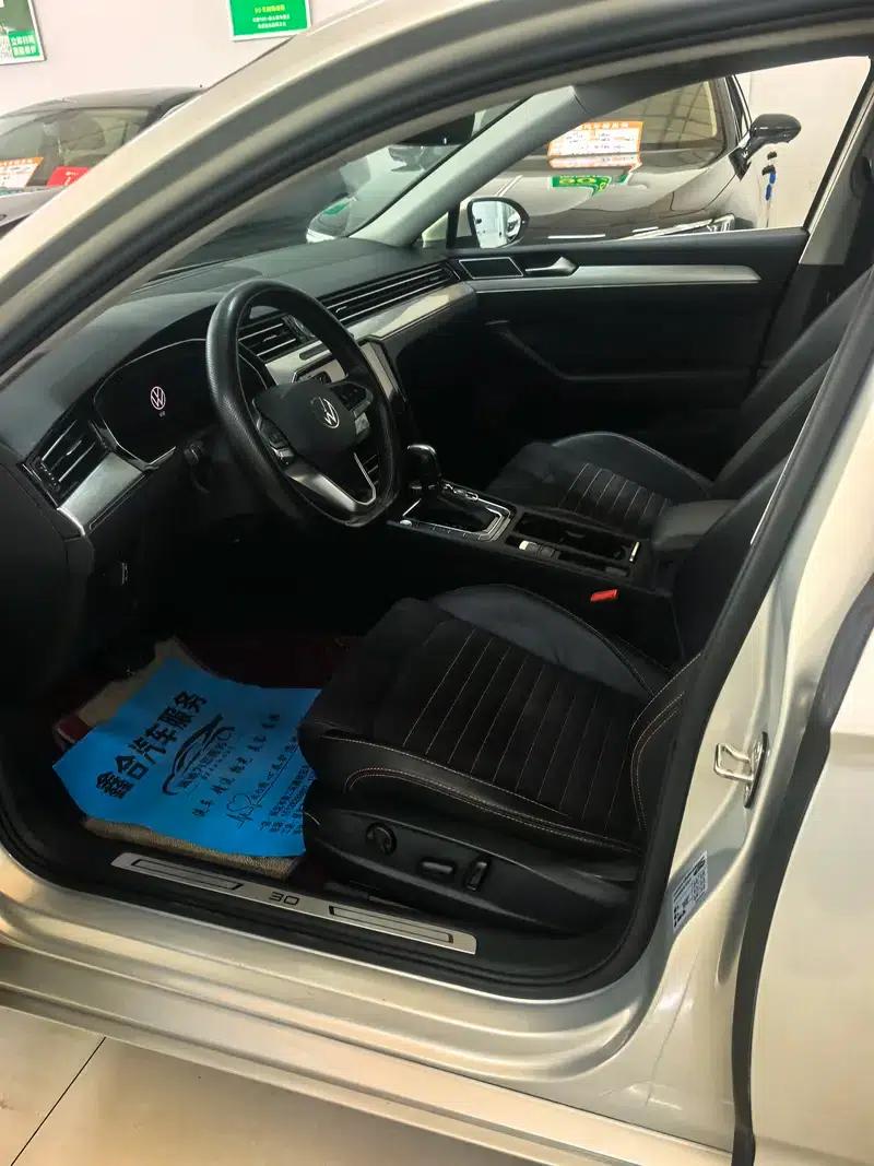 Volkswagen Passat 2021 330TSI DSG 30th Anniversary Edition — миниатюра 9
