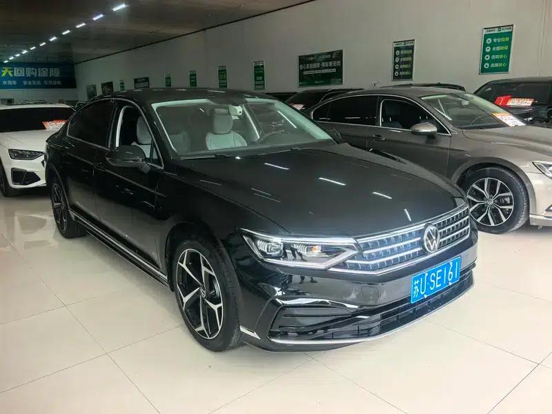 2026 Volkswagen Magotan 30 Million Unit Selection Edition 380TSI DSG Luxury — миниатюра 3