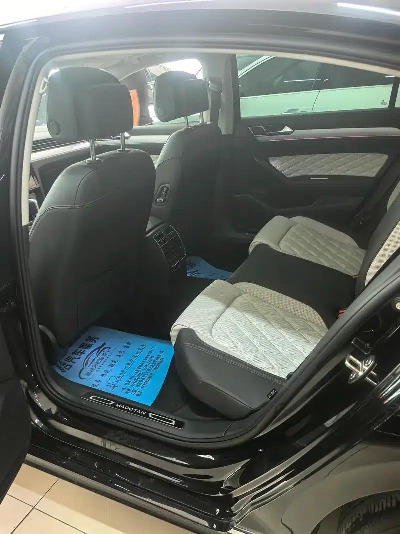 Volkswagen Magotan 2023 2 Millionth Unit Commemorative Edition 330TSI DSG Luxury — миниатюра 10