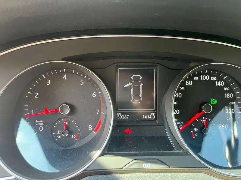2017 Volkswagen Magotan 330TSI DSG Leading Edition — миниатюра 9