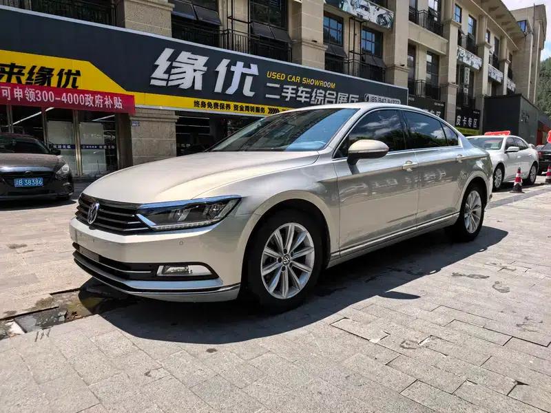 2019 Volkswagen Magotan 330TSI DSG Leading Edition (China VI Emission Standard) — миниатюра 1