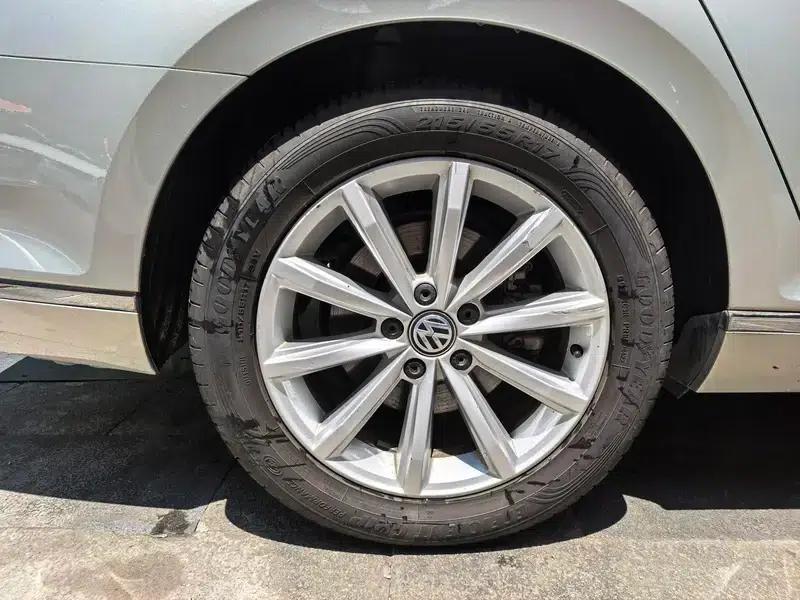2019 Volkswagen Magotan 330TSI DSG Leading Edition (China VI Emission Standard) — миниатюра 8
