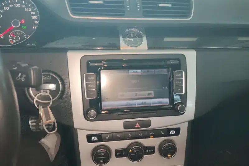 2013 Volkswagen Passat 1.8TSI Luxury — миниатюра 13