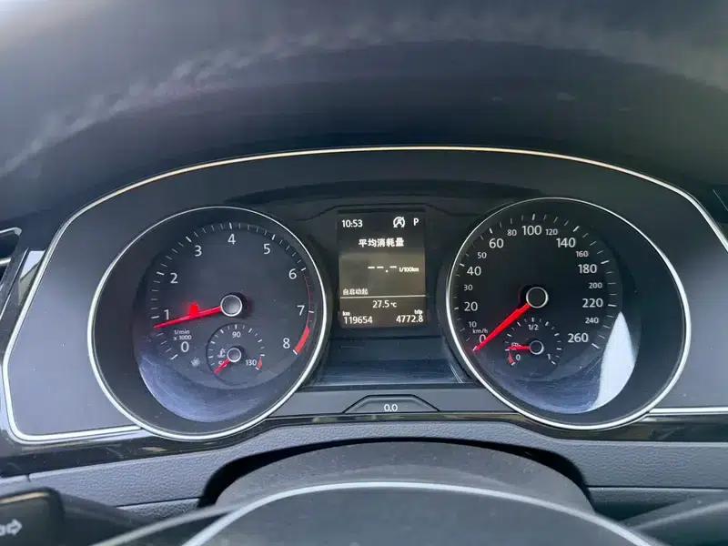 2017 Volkswagen Magotan 330TSI DSG Leading Edition — миниатюра 13