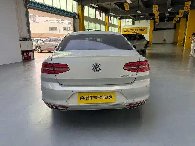 2017 Volkswagen Magotan 330TSI DSG Leading Edition — миниатюра 5