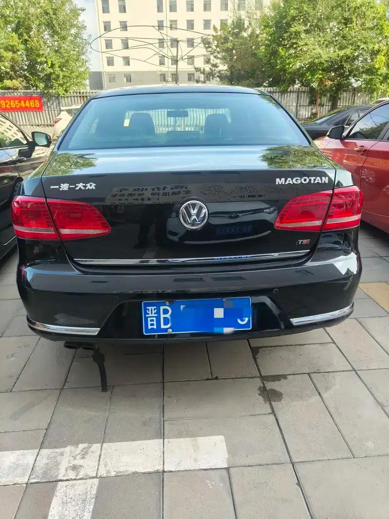 2012 Volkswagen Passat Facelift 1.8TSI Comfort Model — миниатюра 5