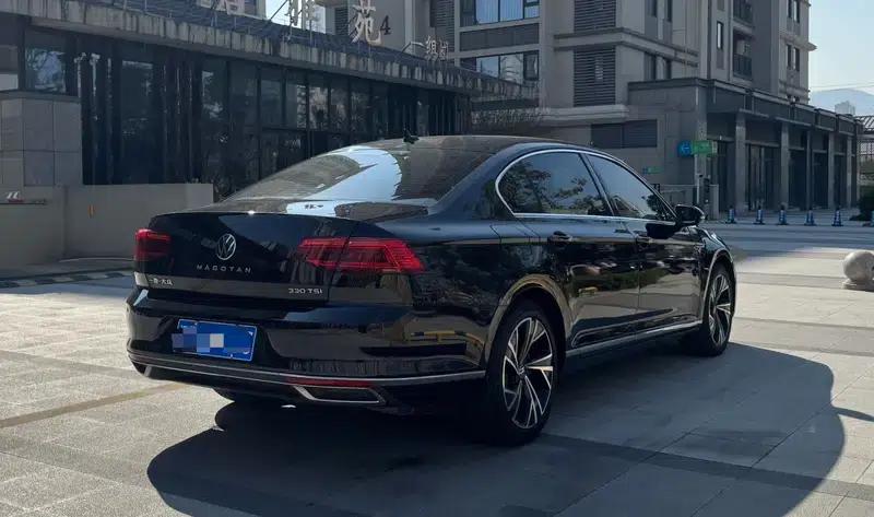 Volkswagen Passat 2021 330TSI DSG 30th Anniversary Edition — миниатюра 6