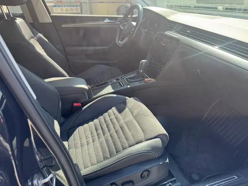 Volkswagen Passat 2021 330TSI DSG 30th Anniversary Edition — миниатюра 7