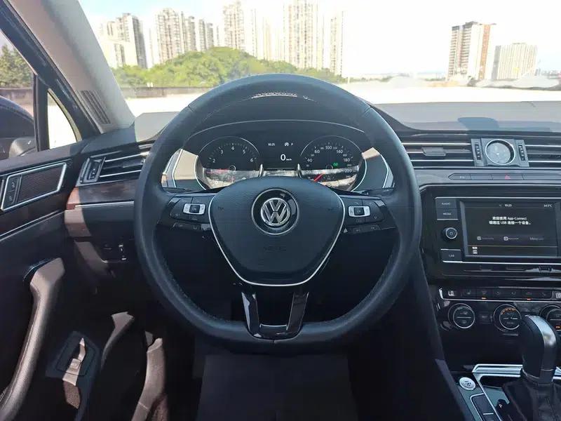 2018 Volkswagen Magotan 330TSI DSG Luxury — миниатюра 18