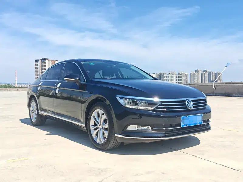 2018 Volkswagen Magotan 330TSI DSG Luxury — миниатюра 3
