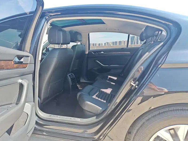 2018 Volkswagen Magotan 330TSI DSG Luxury — миниатюра 21