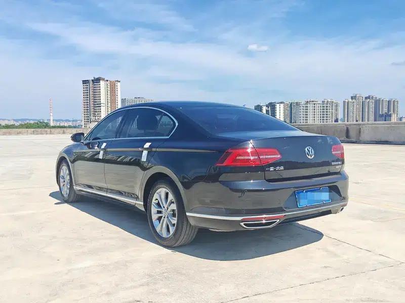 2018 Volkswagen Magotan 330TSI DSG Luxury — миниатюра 5
