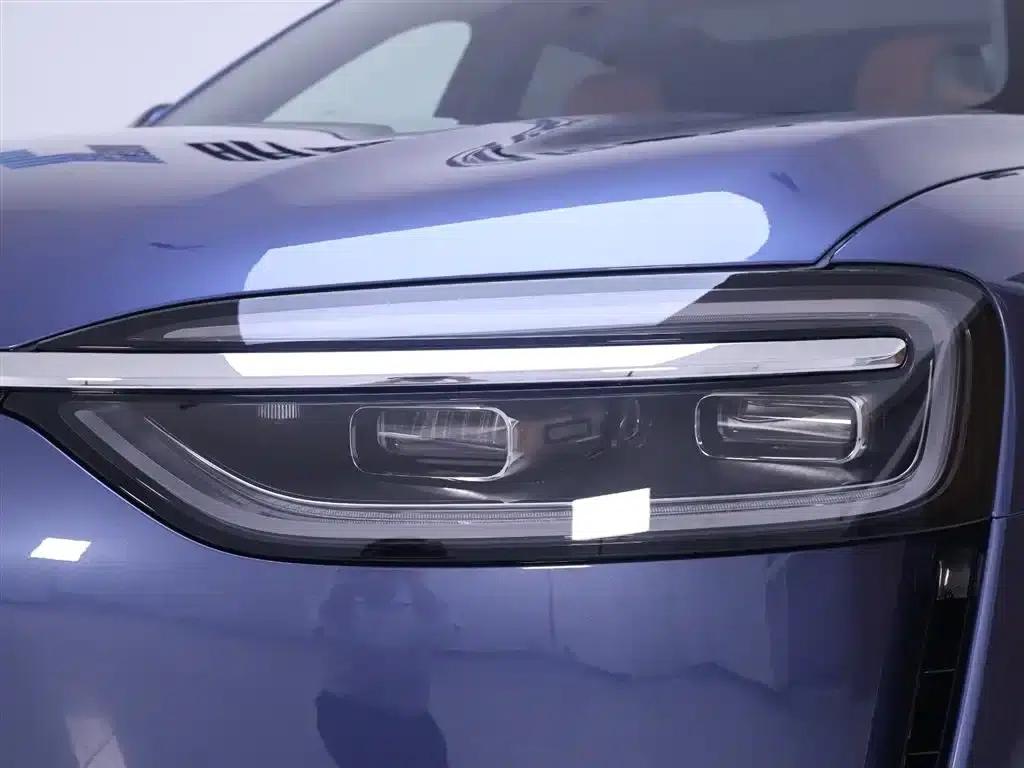 Wenjie M7 2026 Extended Range Ultra 4WD 5-Seater (192-line LiDAR) — миниатюра 4