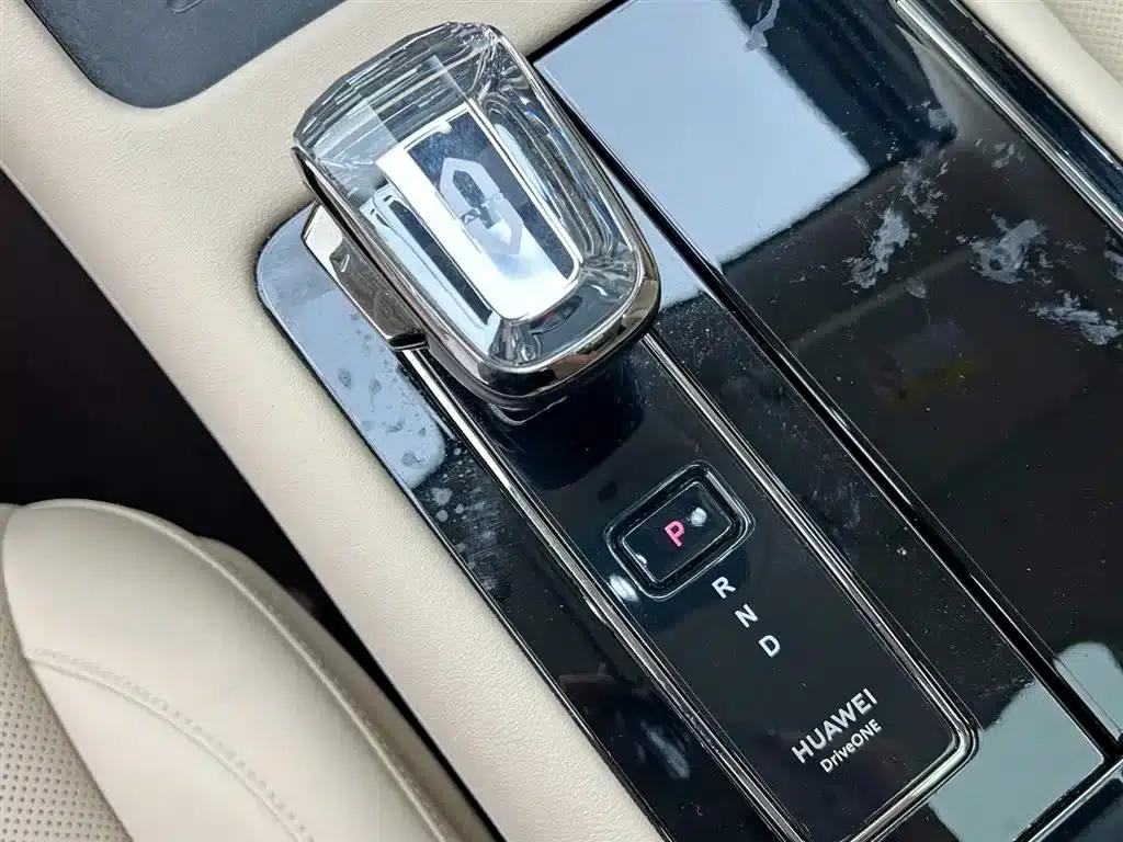 Wenjie M7 2024 1.5T Intelligent Driving Rear-Wheel Drive Max Edition 5-Seater — миниатюра 19