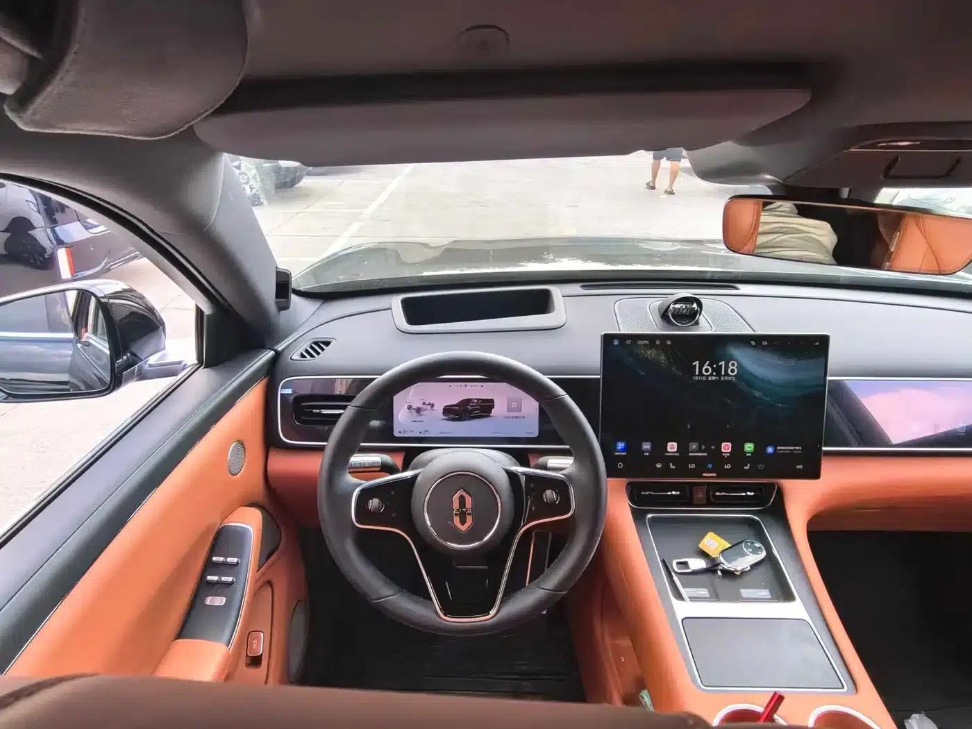 Wenjie M7 2026 Extended Range Max 4WD Version (6 Seats, 192-line LiDAR) — миниатюра 13