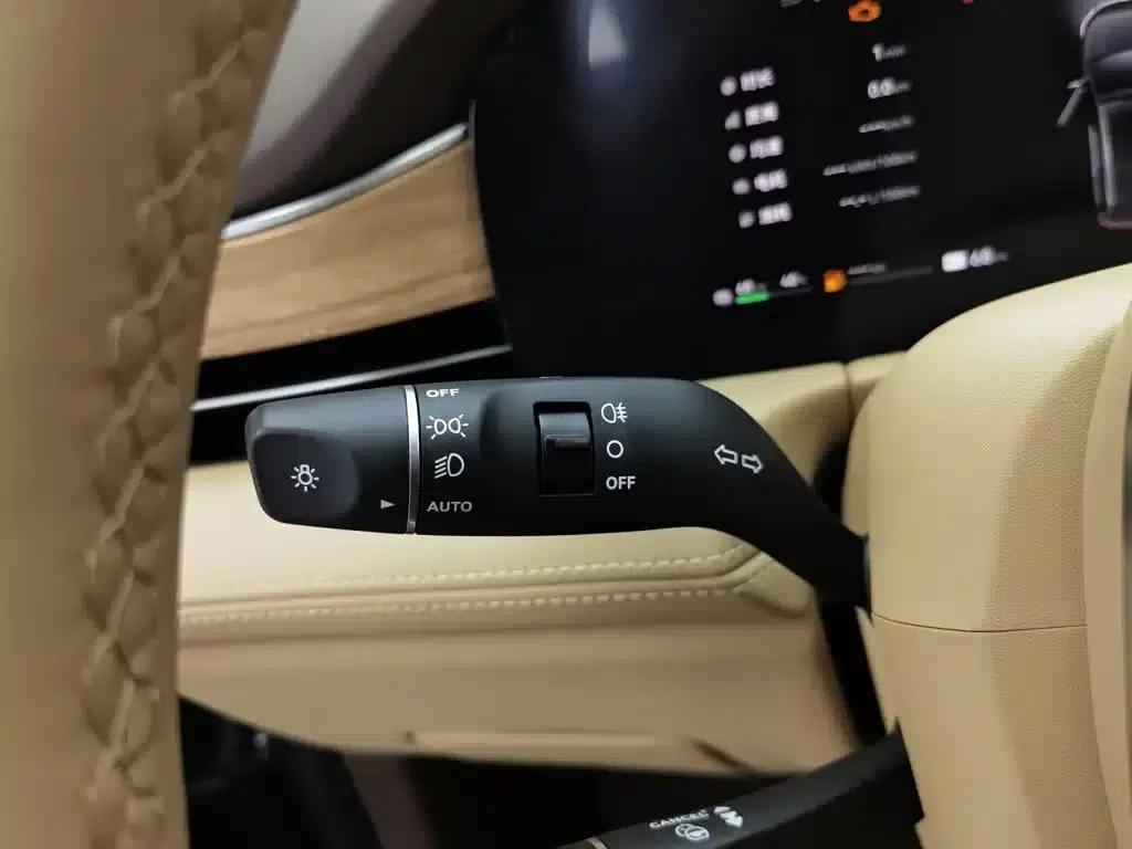 Wenjie M7 2024 1.5T Intelligent Driving 4WD Pro Edition 5-seater — миниатюра 21