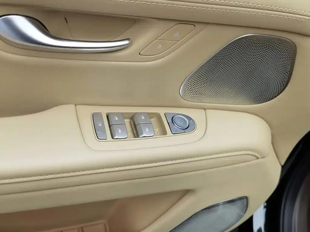 Wenjie M7 2024 1.5T Intelligent Driving 4WD Pro Edition 5-seater — миниатюра 9
