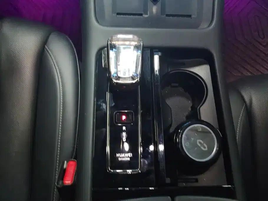 Wenjie M7 2024 1.5T Intelligent Driving 4WD Max Edition 5-seater — миниатюра 16