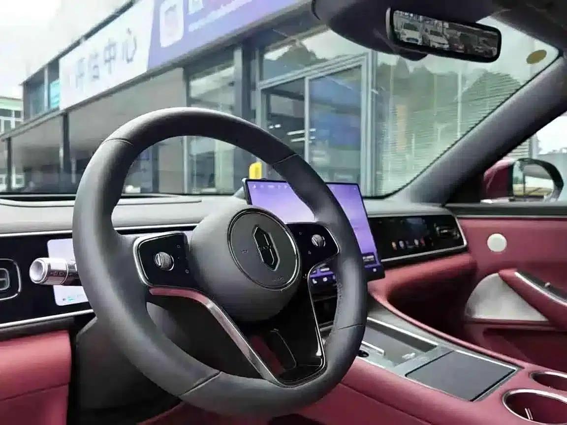 Wenjie M7 2026 Extended Range Ultra 4WD 5-Seater (192-line LiDAR) — миниатюра 6