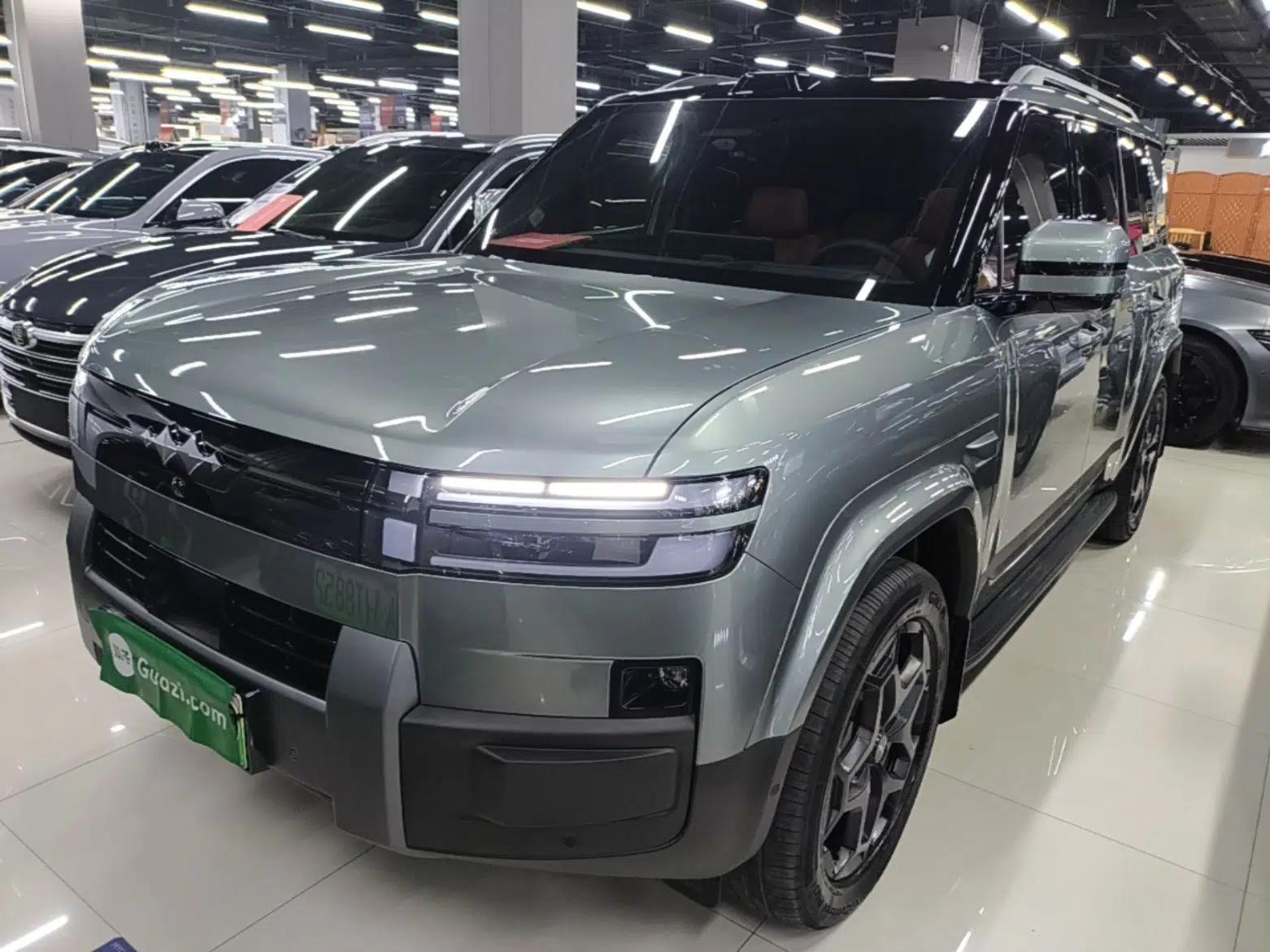 Formula Leopard Titanium 7 2025 Model 190 km Four-Wheel Drive Ultra Edition — миниатюра 1
