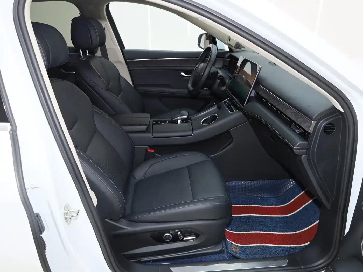 Wenjie M5 2022 Extended Range AWD Performance Edition — миниатюра 21