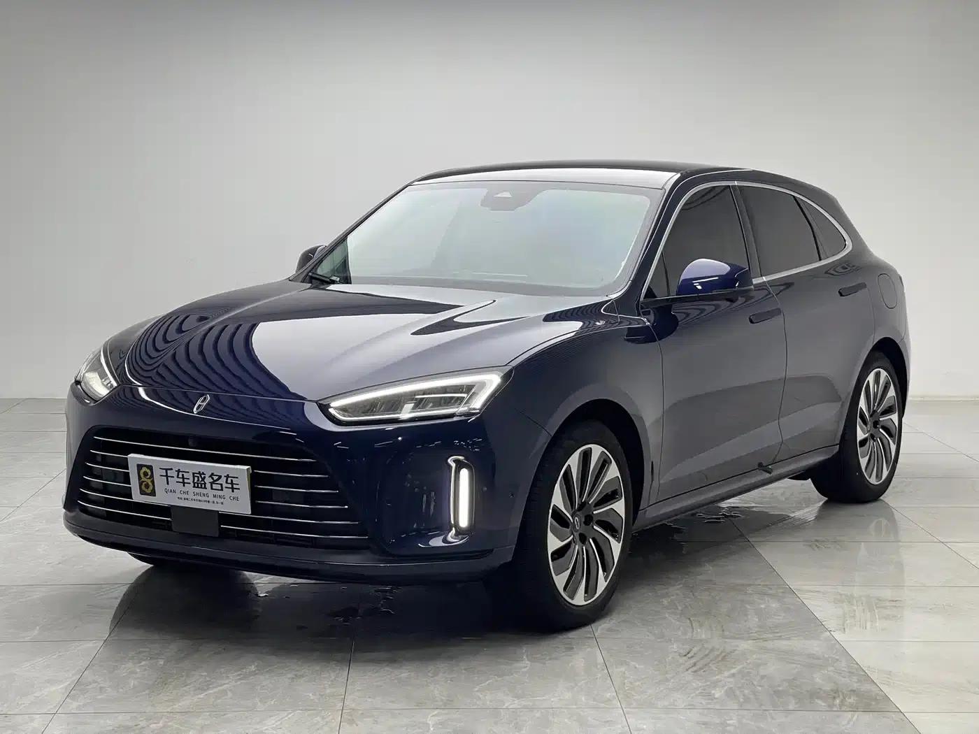 Wenjie M5 2022 Extended Range 4WD Flagship Edition — миниатюра 1