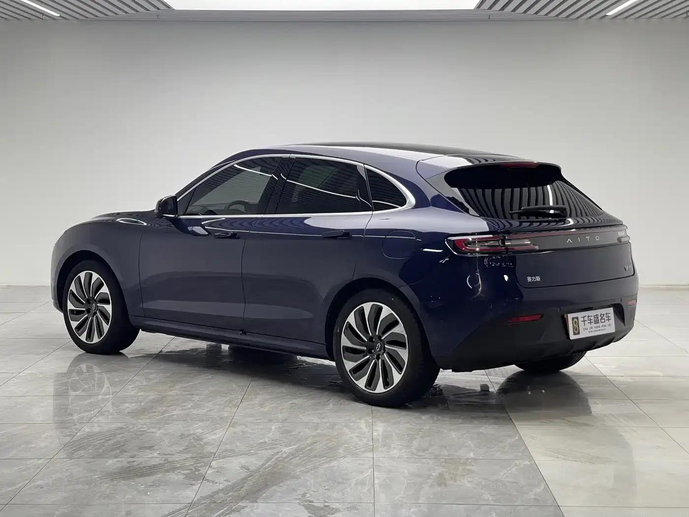 Wenjie M5 2022 Extended Range 4WD Flagship Edition — миниатюра 4