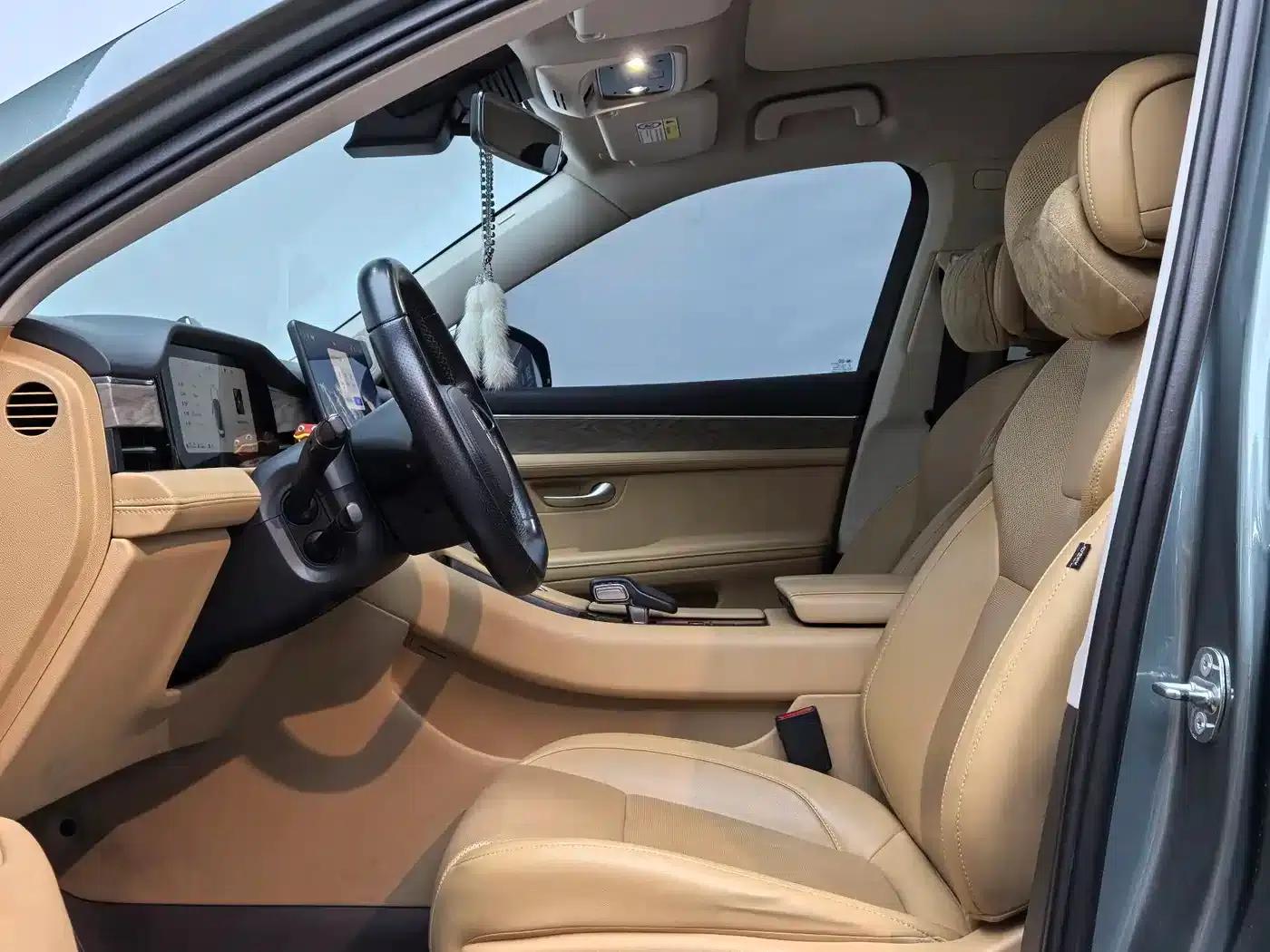 Wenjie M5 2022 Extended Range 4WD Ultimate Edition — миниатюра 12