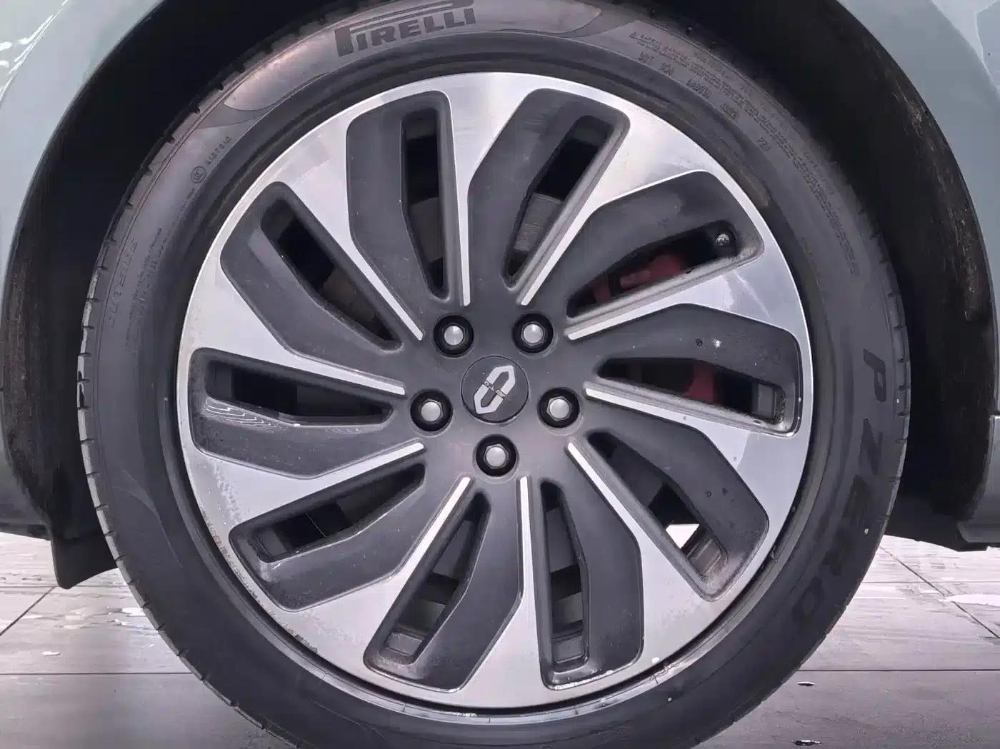 Wenjie M5 2022 Extended Range 4WD Ultimate Edition — миниатюра 16