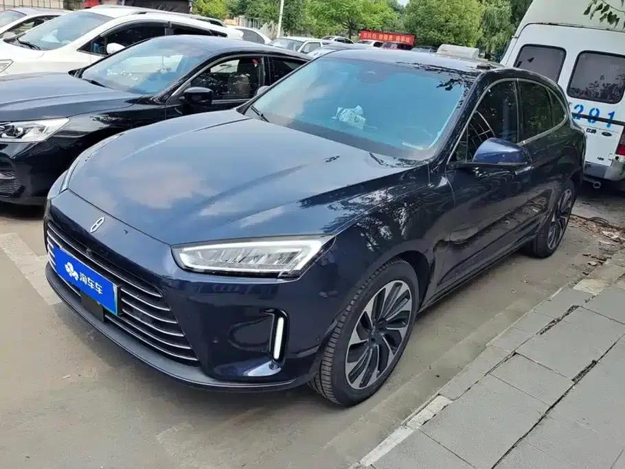 Wenjie M5 2022 Extended Range 4WD Flagship Edition — миниатюра 1
