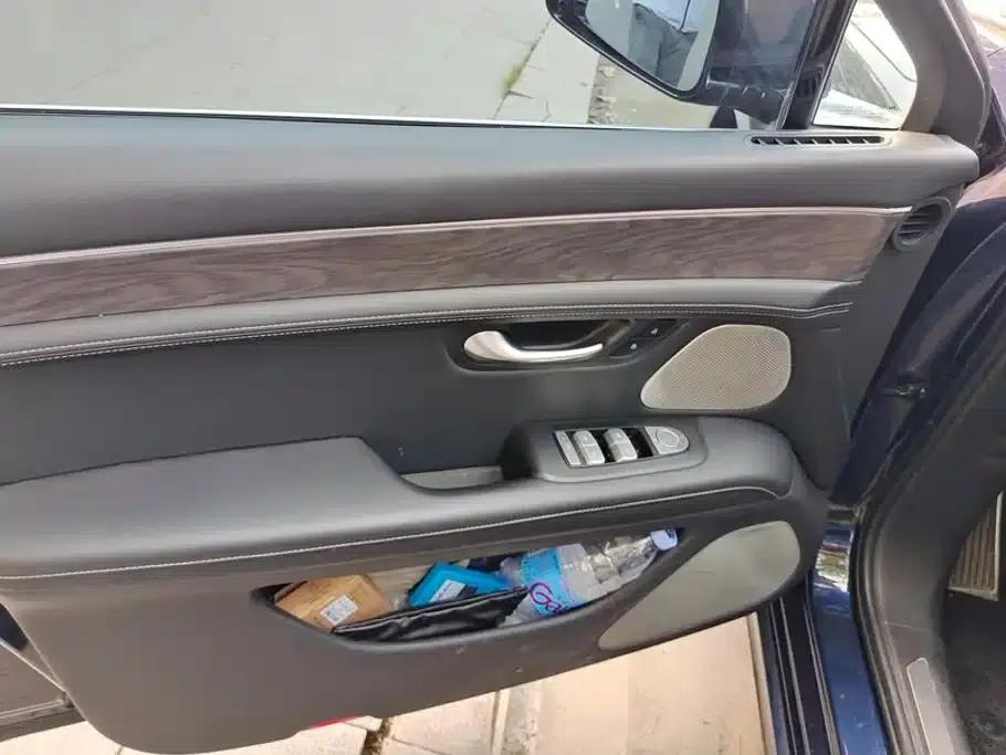 Wenjie M5 2022 Extended Range 4WD Flagship Edition — миниатюра 7
