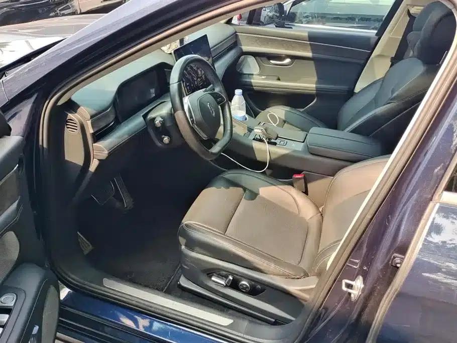 Wenjie M5 2022 Extended Range 4WD Flagship Edition — миниатюра 9