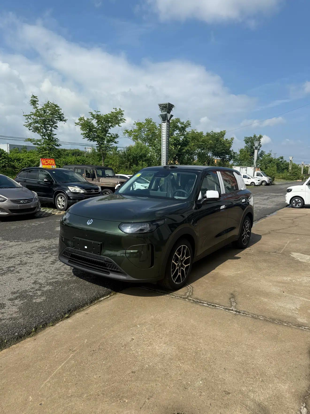 Leapmotor Zero Run A10 2026 Model 505 LiDAR Edition — миниатюра 1