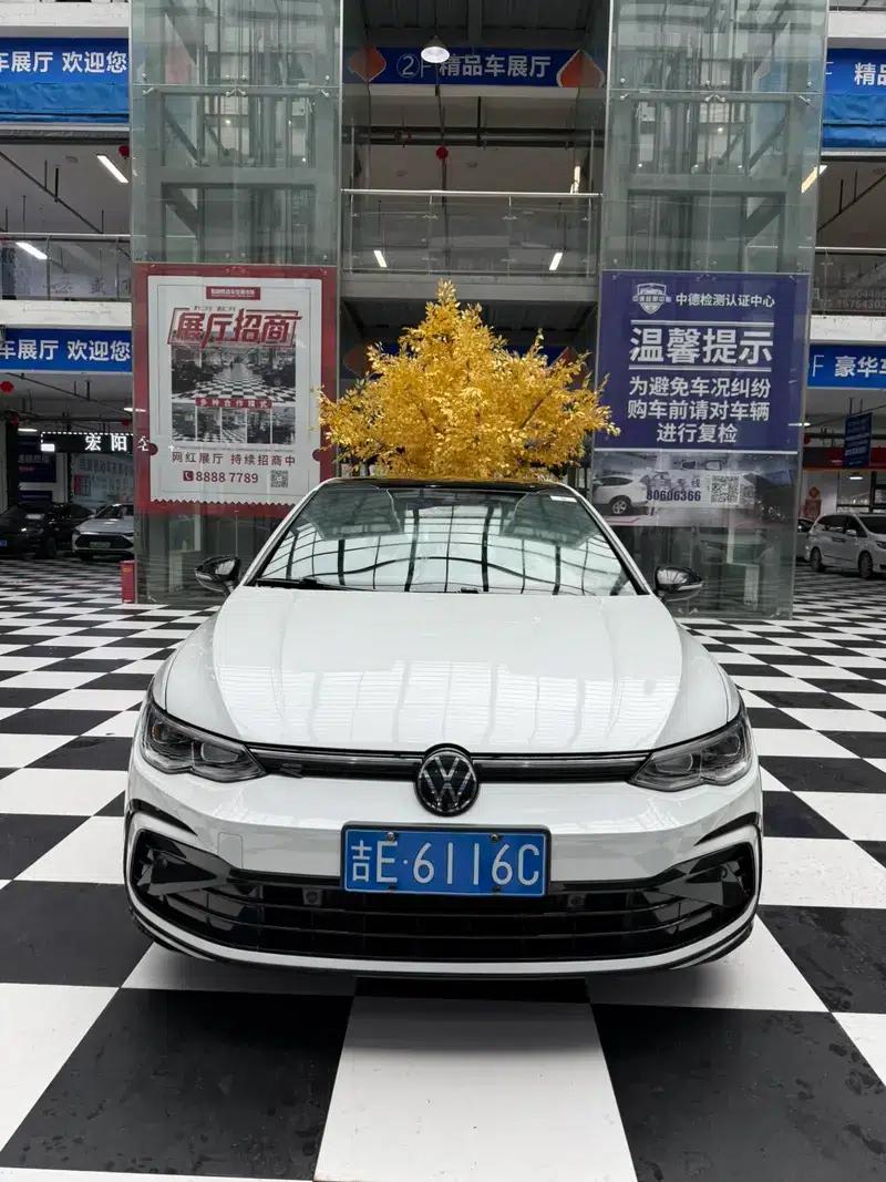2022 Golf 280TSI DSG R-Line — миниатюра 2