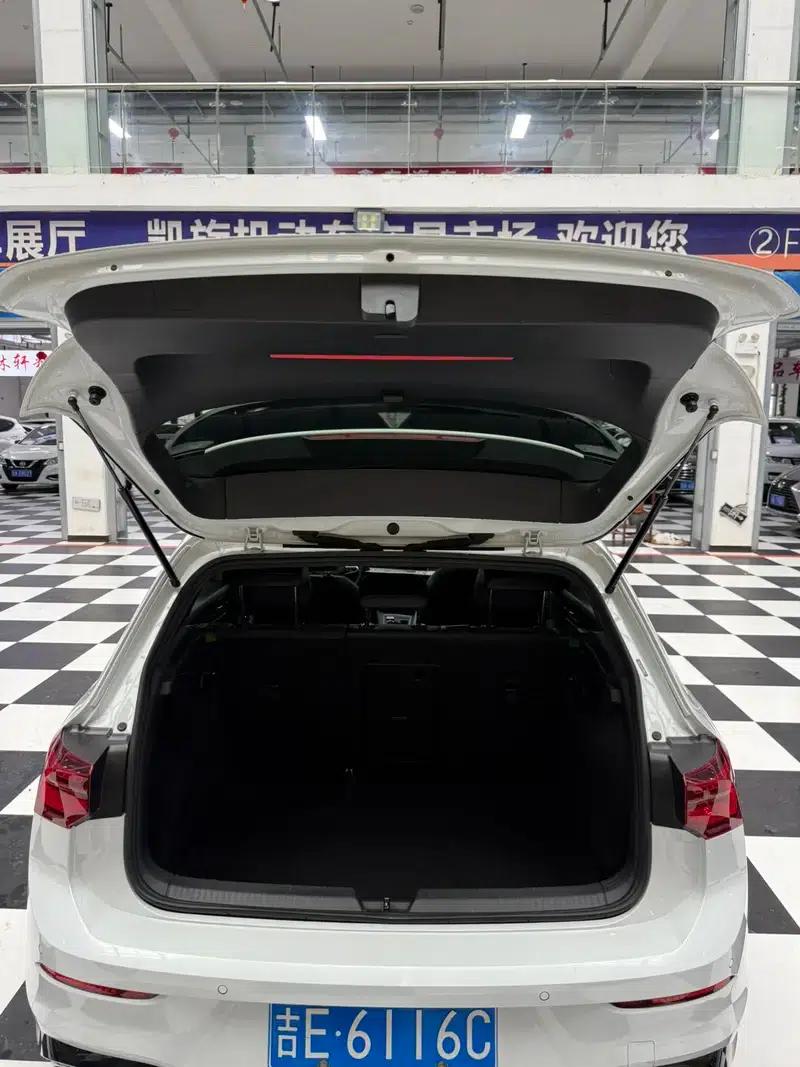 2022 Golf 280TSI DSG R-Line — миниатюра 21