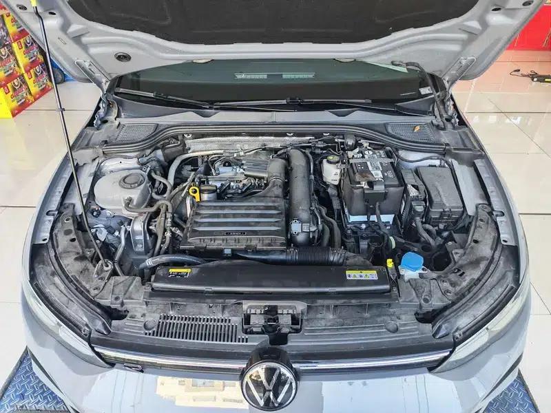 2024 Golf 280TSI DSG R-Line 50th Anniversary Edition — миниатюра 4