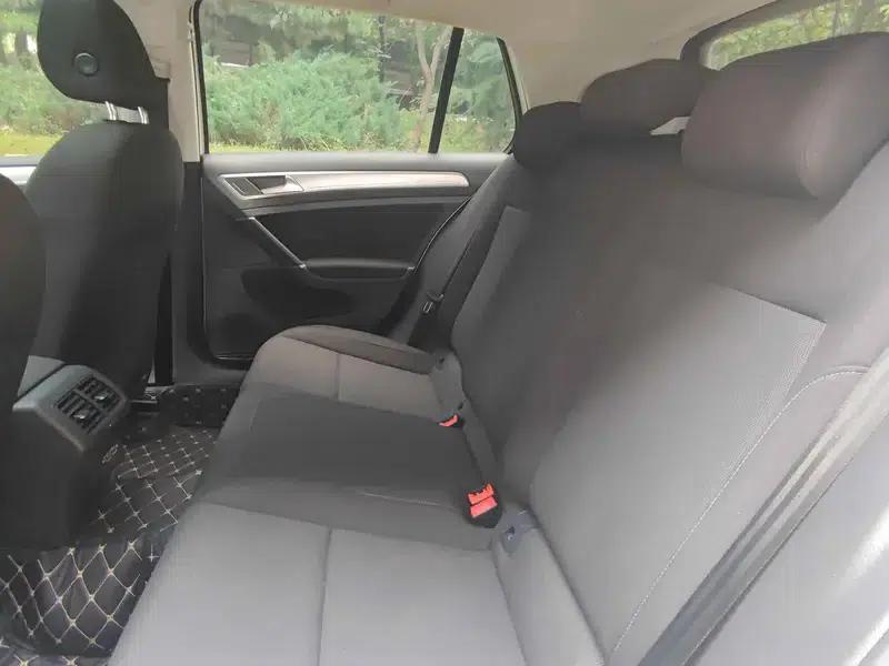 2020 Golf Beloved Edition 200TSI DSG Comfort — миниатюра 9