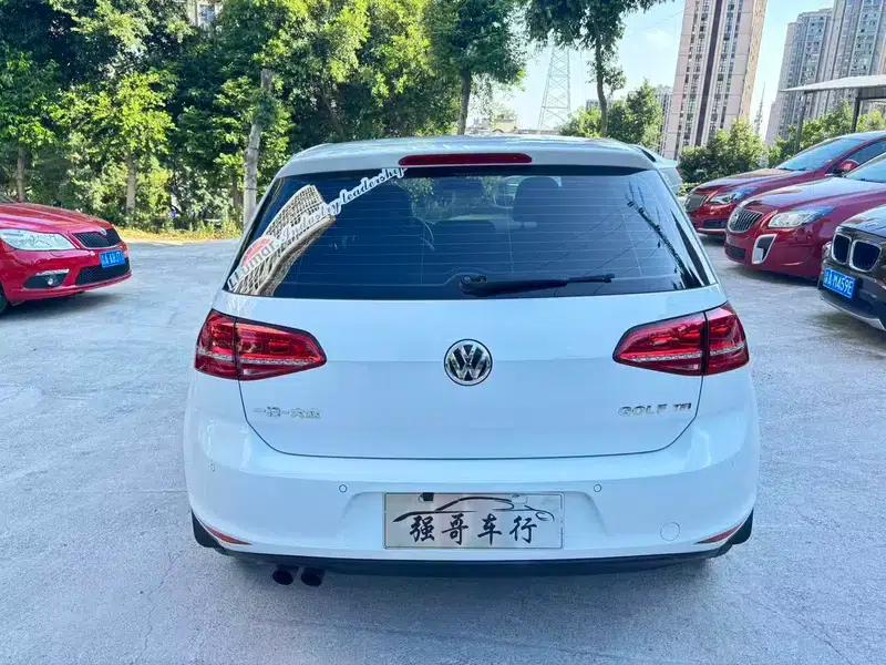 2014 Golf 1.4TSI Automatic Luxury — миниатюра 5