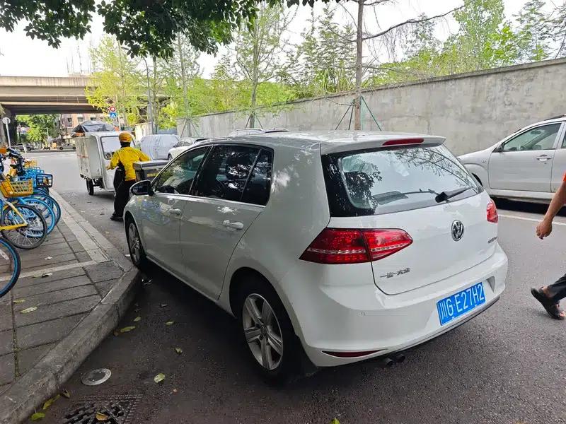 2015 Golf 1.4TSI Automatic Comfort — миниатюра 4