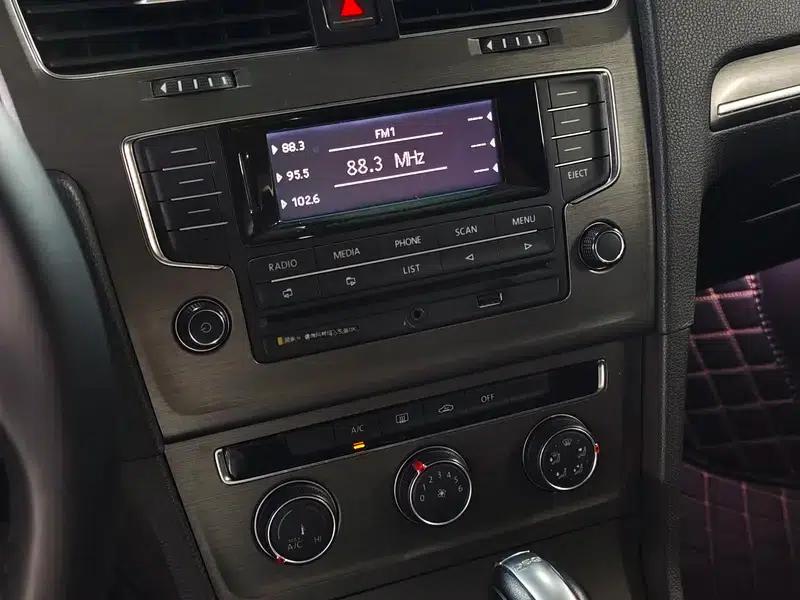 2015 Golf 1.4TSI Automatic Comfort — миниатюра 5