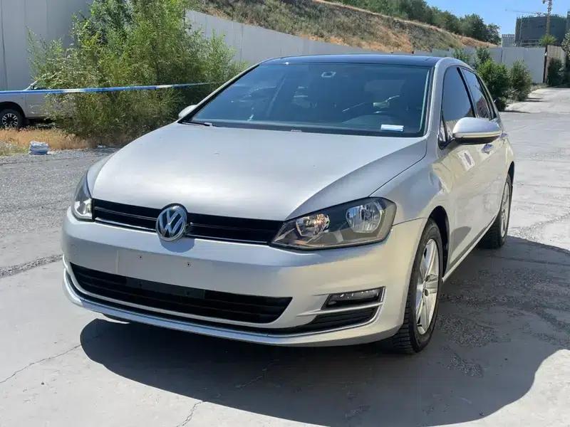 2014 Golf 1.6L Automatic Comfort — миниатюра 1