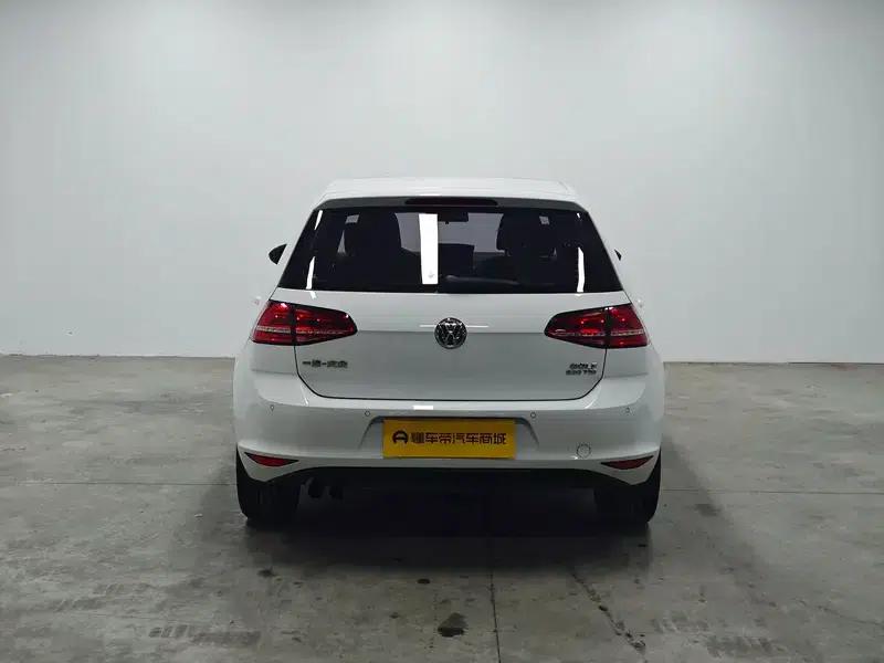 2017 Golf 230TSI Automatic Comfort Millionth Unit Commemorative Edition — миниатюра 6