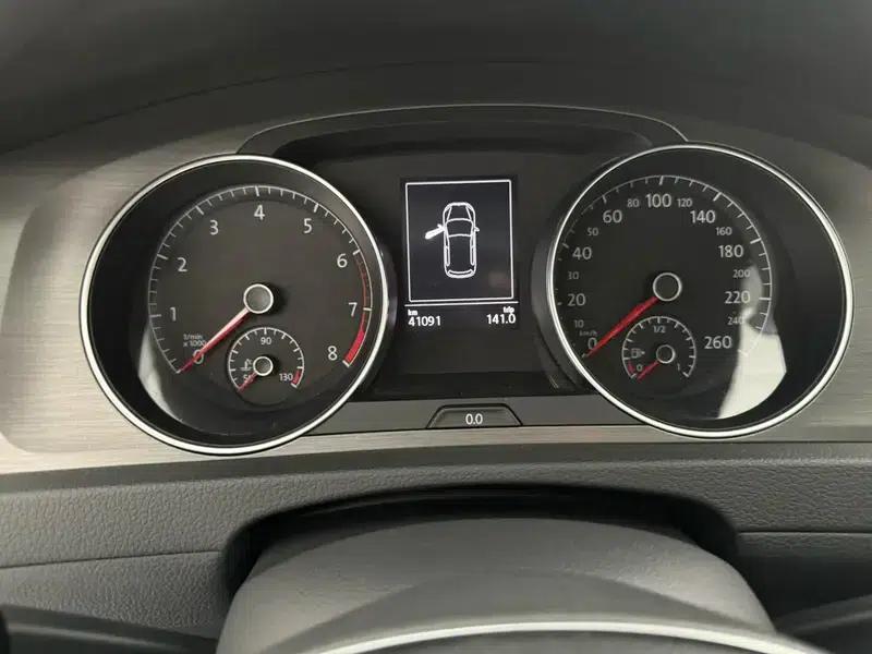 2015 Golf 1.4TSI Automatic Comfort — миниатюра 10