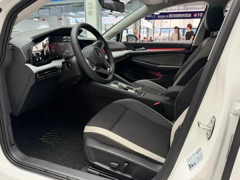 2023 Golf 280TSI DSG Pro — миниатюра 16