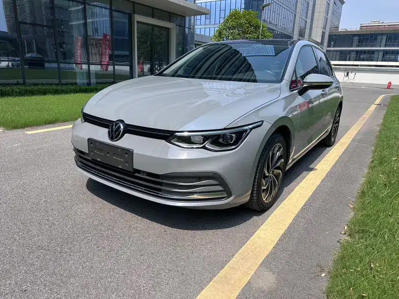 2021 Golf 200TSI DSG Pro — миниатюра 1