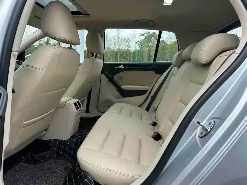 2011 Golf 1.4TSI Automatic Comfort — миниатюра 8