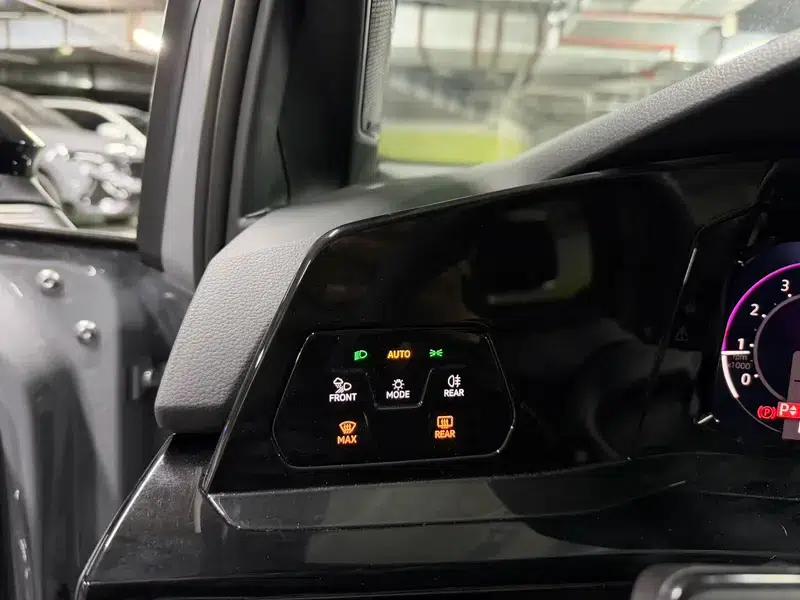 2023 Golf 280TSI DSG R-Line — миниатюра 13