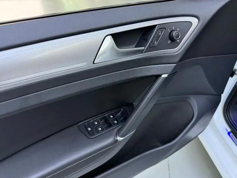 2019 Golf 280TSI DSG Comfort (China VI Emission Standard) — миниатюра 25