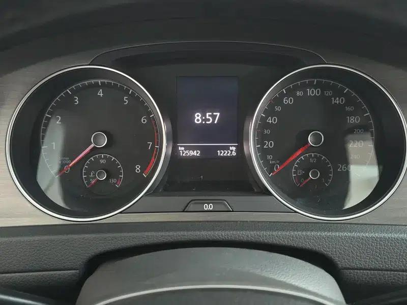 2016 Golf 230TSI Automatic Comfort — миниатюра 12